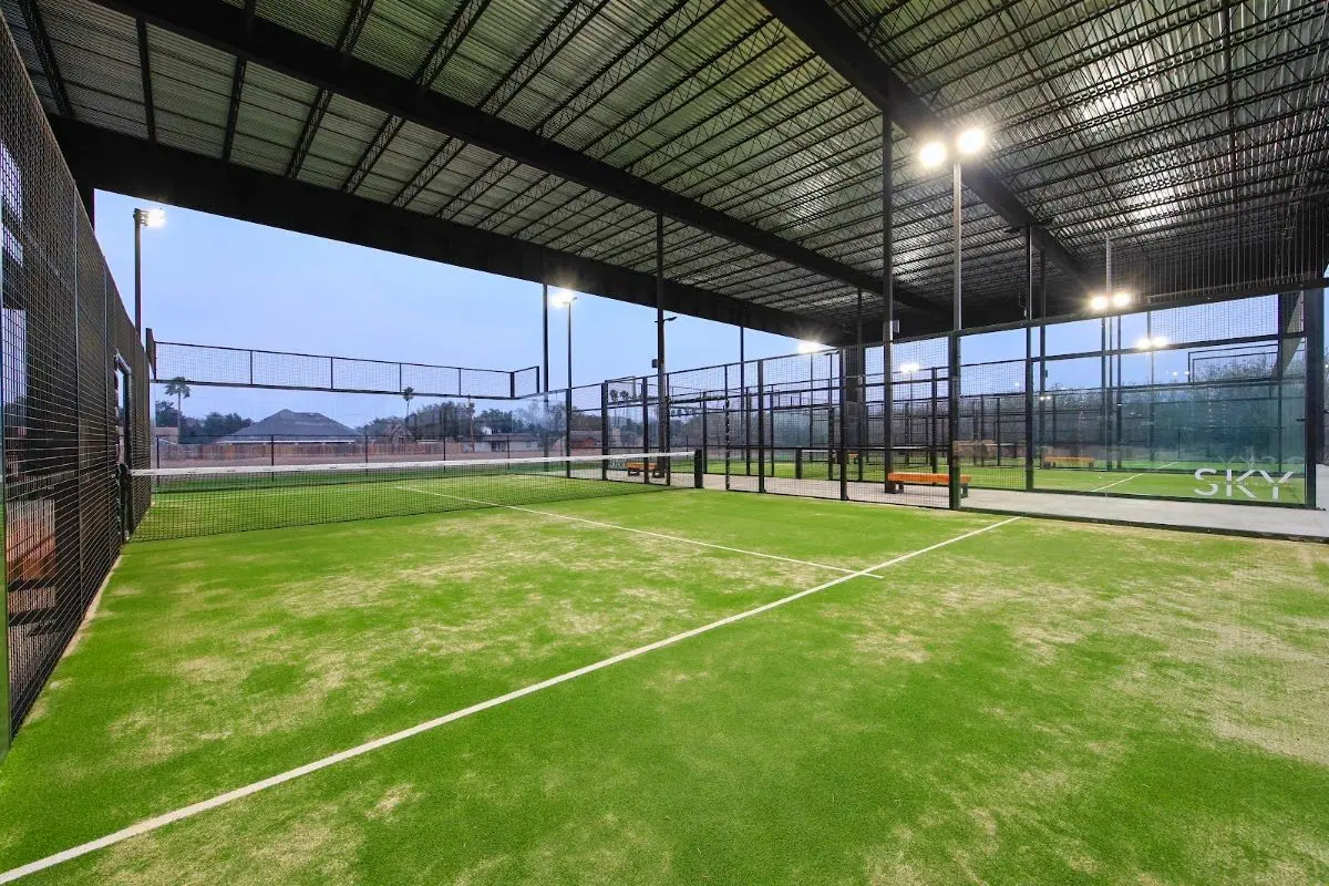 Padel 956 outdoor padel courts in McAllen, Texas