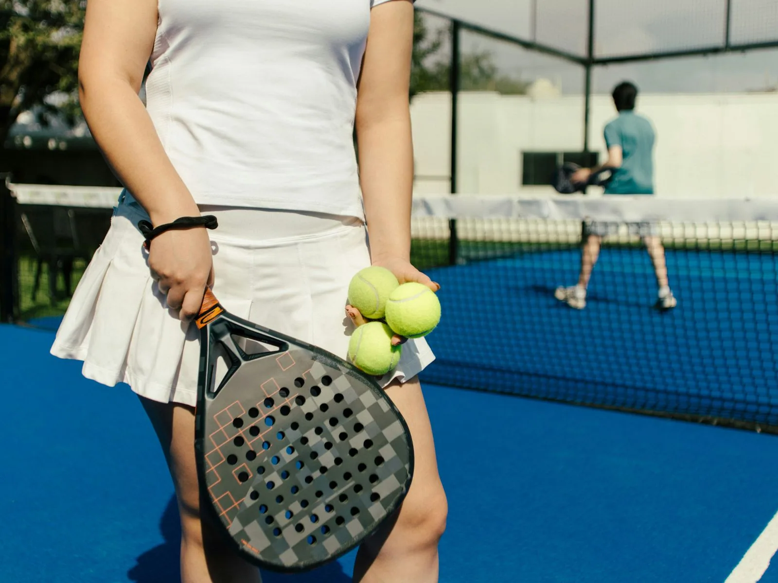 Common padel injuries, and how to stop collecting them